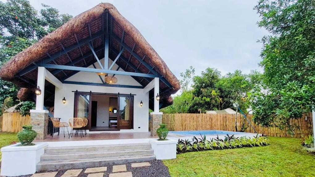 White Hut Villas By Asog Resort Naga  Exterior foto